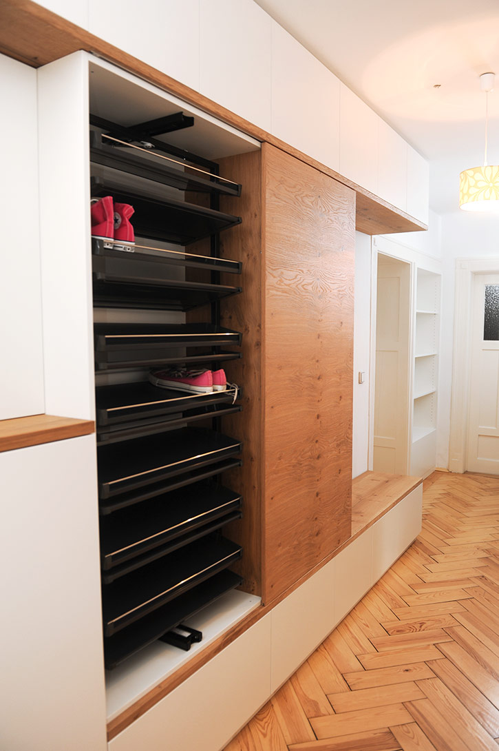 Schreinerei TEKO – München, Karlsfeld – Garderobe im Eingangsbereich