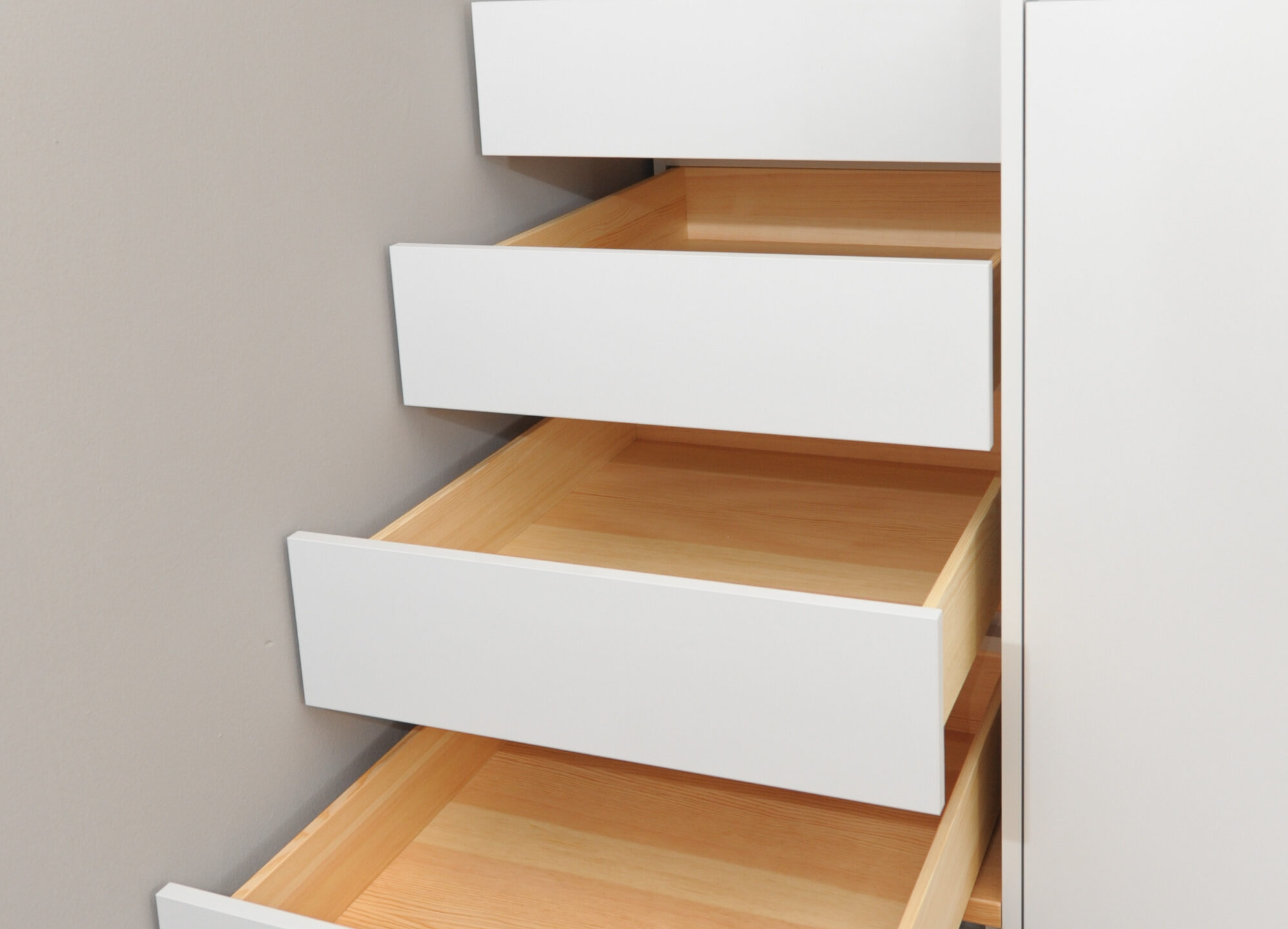 Podestbett Lärche grau