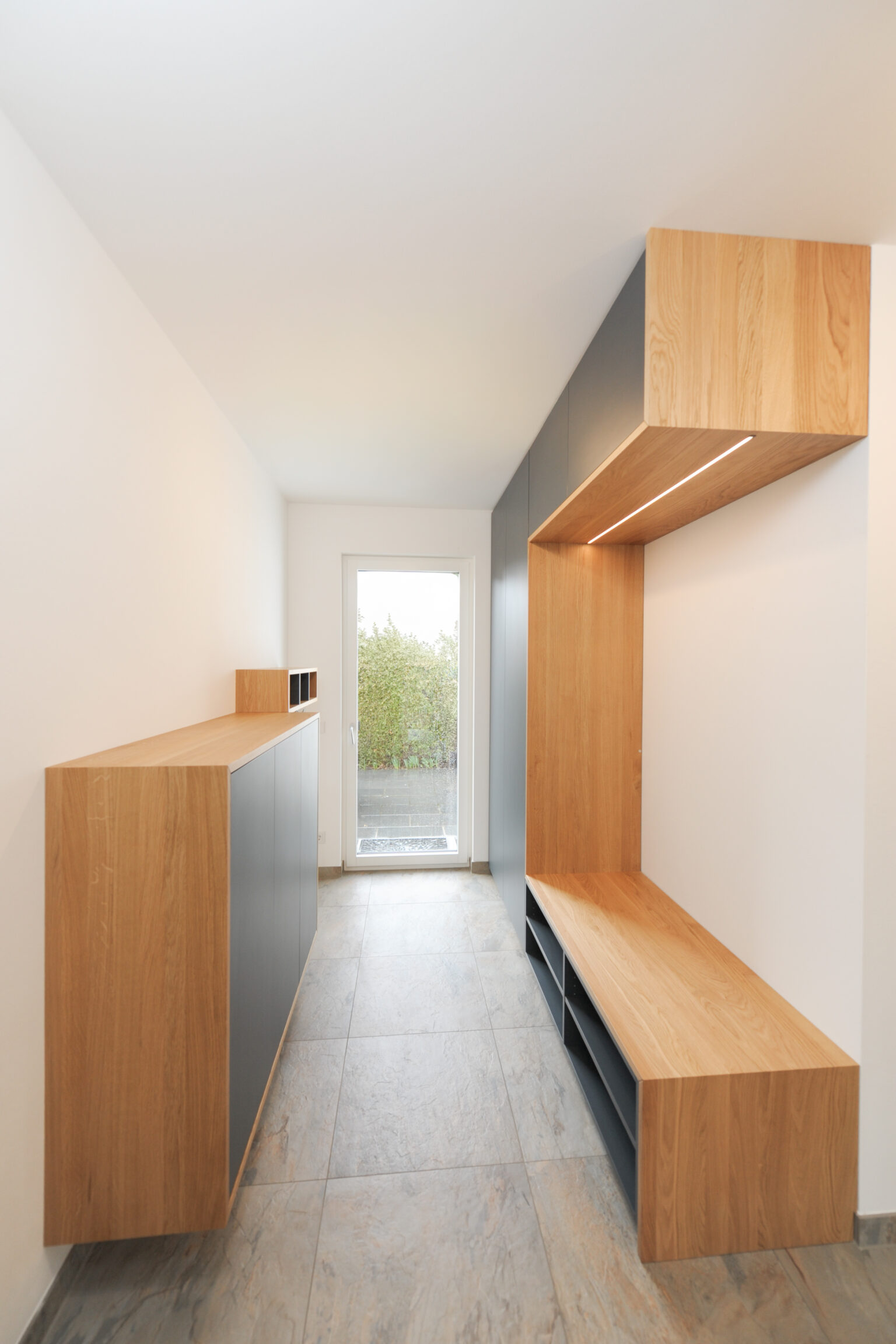 Garderobe & Schuhschrank