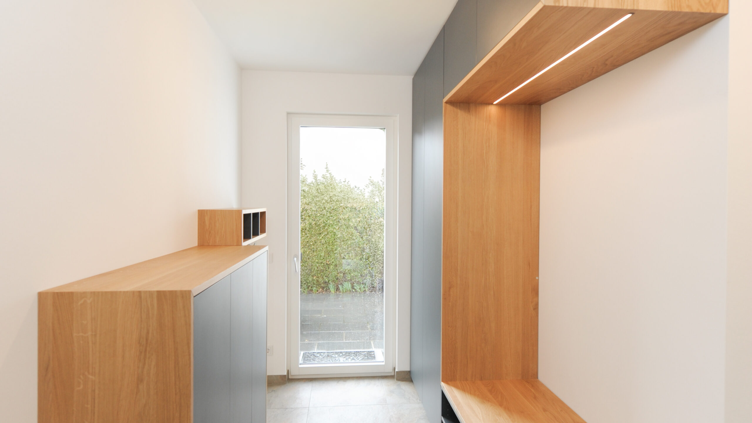 Garderobe & Schuhschrank